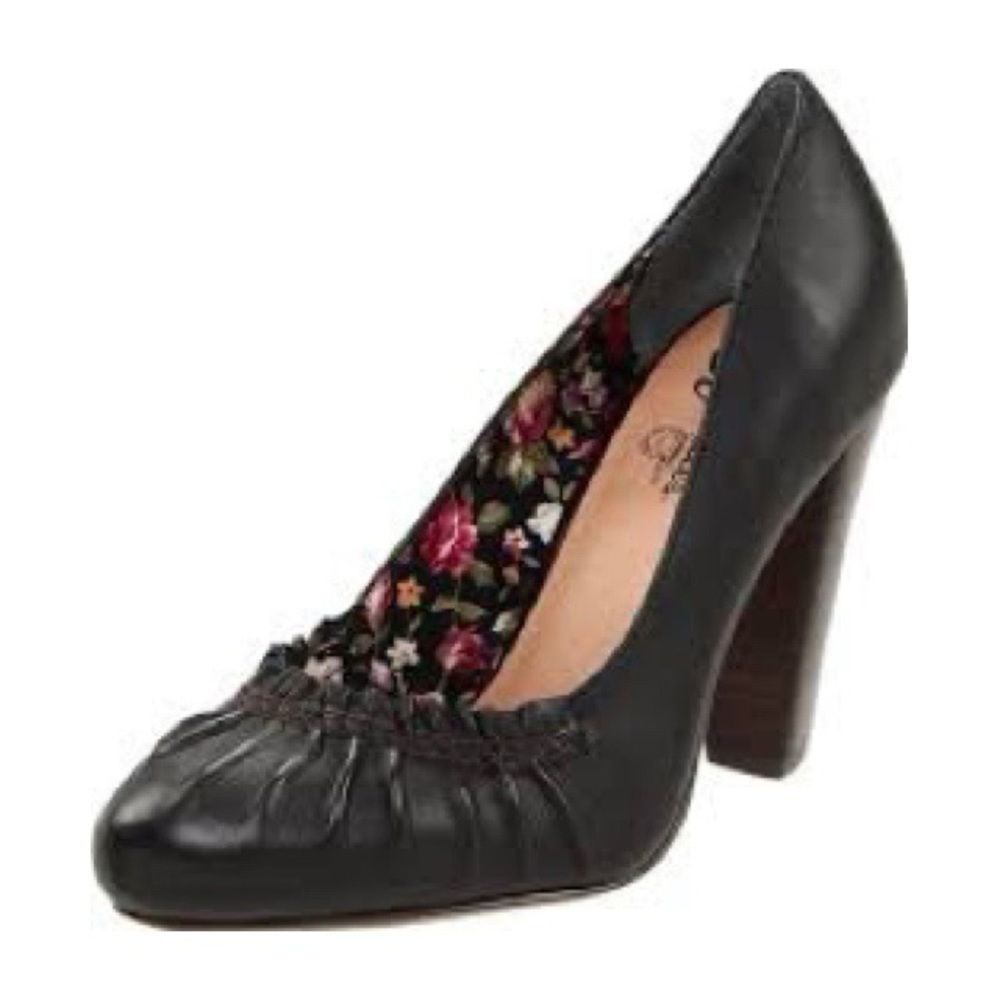 Seychelles Black Chunky Heel Pumps with Ruched Design